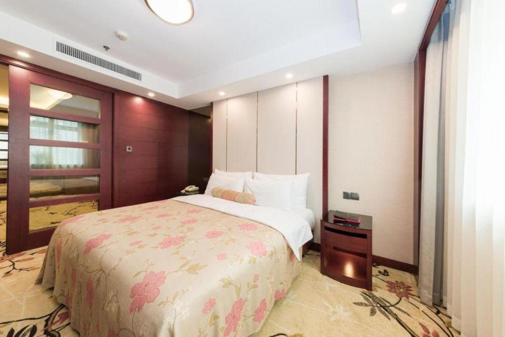 Dalian Liangyun Hotel Luaran gambar