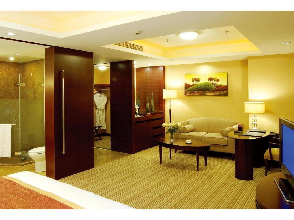 Dalian Liangyun Hotel Luaran gambar