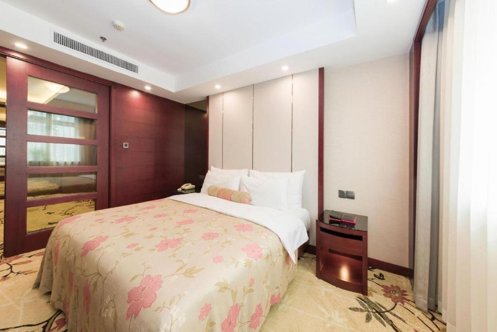 Dalian Liangyun Hotel Luaran gambar
